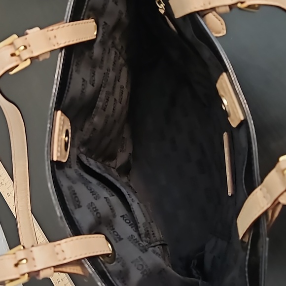 MICHAEL Michael Kors Jet Set Black Patent shoulder bag - Picture 14 of 14